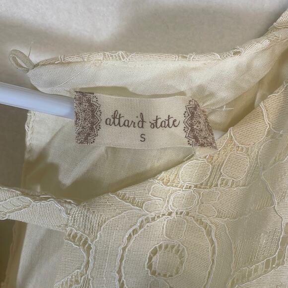 Altar’d State Cream Color Lace Keyhole Shift Dress Size S - Picture 3 of 5
